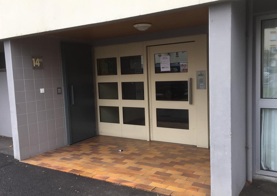 Batiment de Dhagpo Clermont-Fd